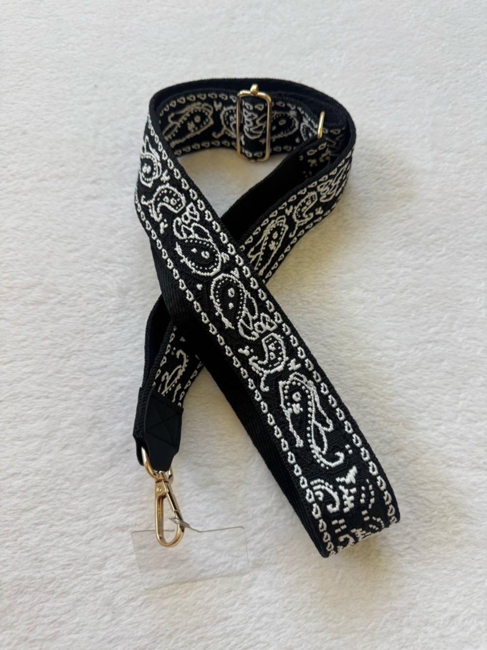Black and White Paisley Adjustable Crossbody Strap (phone)